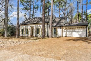 8050 FARMINGTON BLVD, Germantown, TN 38138