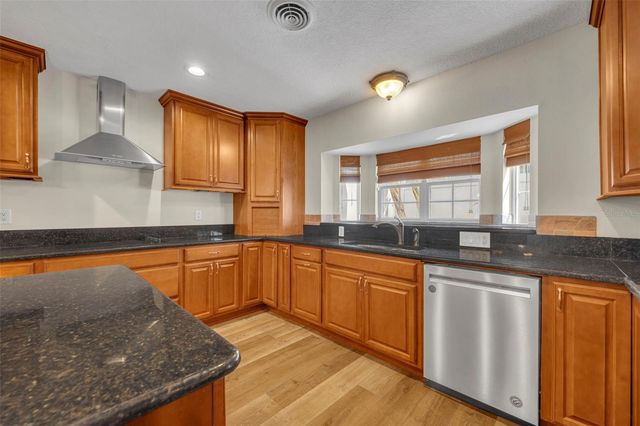 2112 CHIPPEWA TRAIL, Maitland, FL 32751