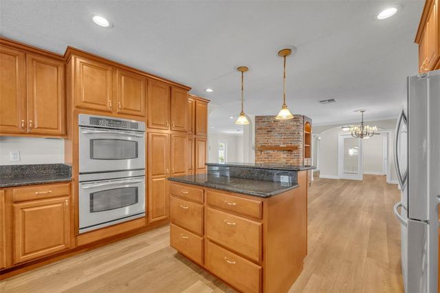 2112 CHIPPEWA TRAIL, Maitland, FL 32751