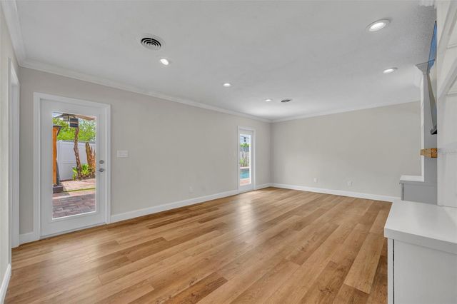 2112 CHIPPEWA TRAIL, Maitland, FL 32751