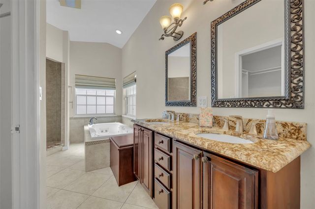 2112 CHIPPEWA TRAIL, Maitland, FL 32751