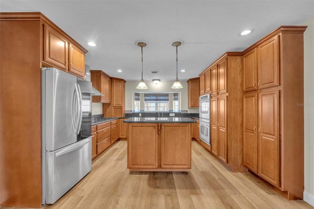 2112 CHIPPEWA TRAIL, Maitland, FL 32751