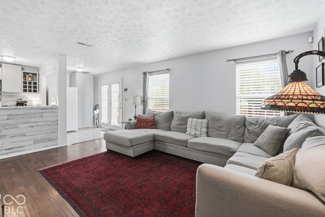 10593 Sienna Drive, Noblesville, IN 46060