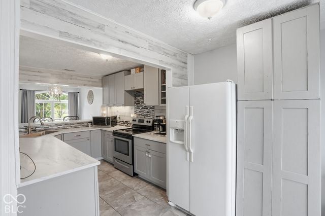 10593 Sienna Drive, Noblesville, IN 46060