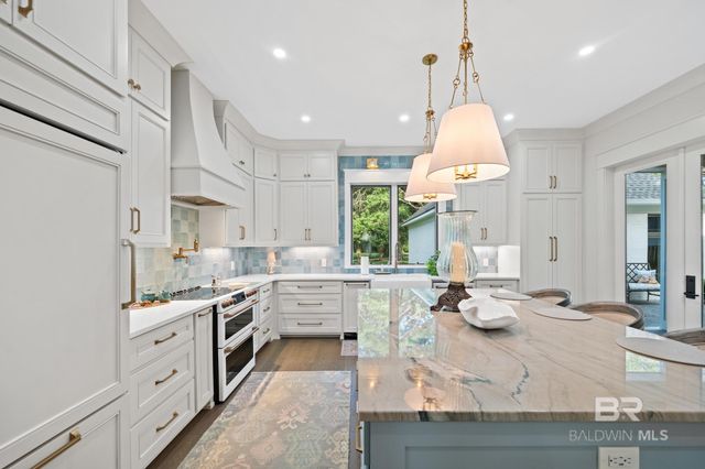 20259 Bishop Road, Fairhope, AL 36532
