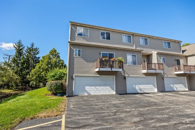 103 Enclave Circle D, Bolingbrook, IL 60440
