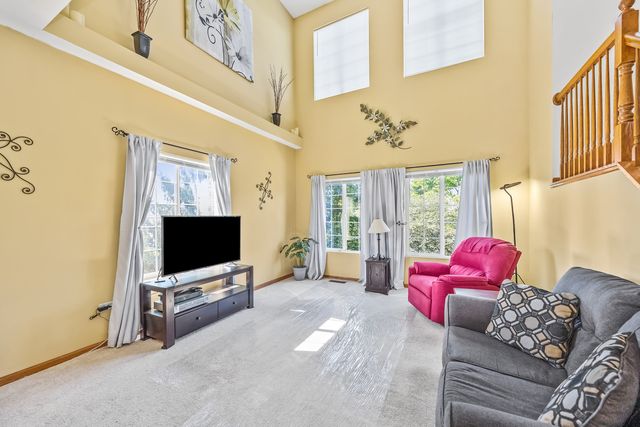 103 Enclave Circle D, Bolingbrook, IL 60440