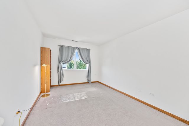 103 Enclave Circle D, Bolingbrook, IL 60440