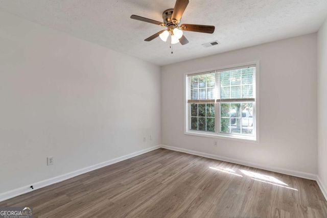 2197 Oakland Walk Drive, Lawrenceville, GA 30044