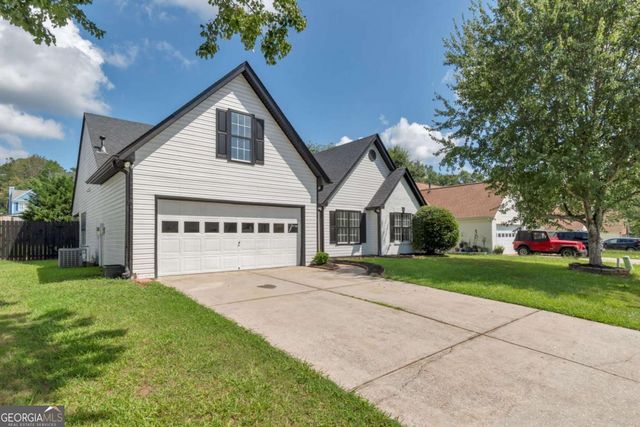 2197 Oakland Walk Drive, Lawrenceville, GA 30044