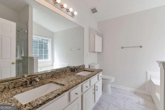 2197 Oakland Walk Drive, Lawrenceville, GA 30044