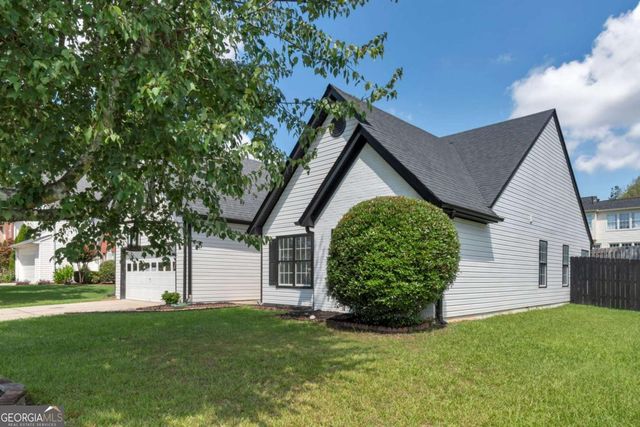 2197 Oakland Walk Drive, Lawrenceville, GA 30044