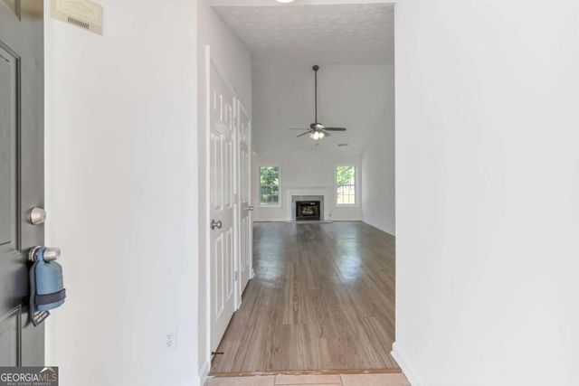 2197 Oakland Walk Drive, Lawrenceville, GA 30044