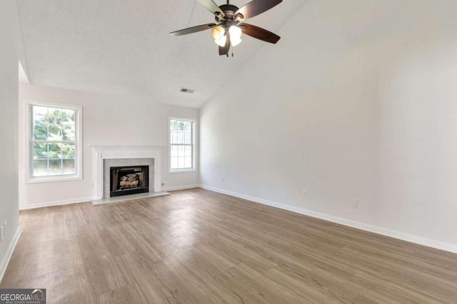 2197 Oakland Walk Drive, Lawrenceville, GA 30044