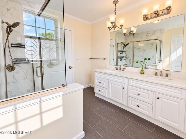 60 Waackaack Avenue, Keansburg, NJ 07734