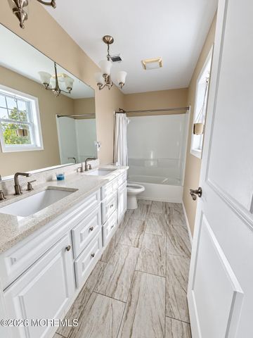 60 Waackaack Avenue, Keansburg, NJ 07734