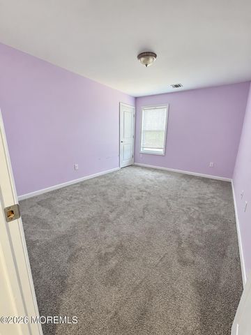 60 Waackaack Avenue, Keansburg, NJ 07734