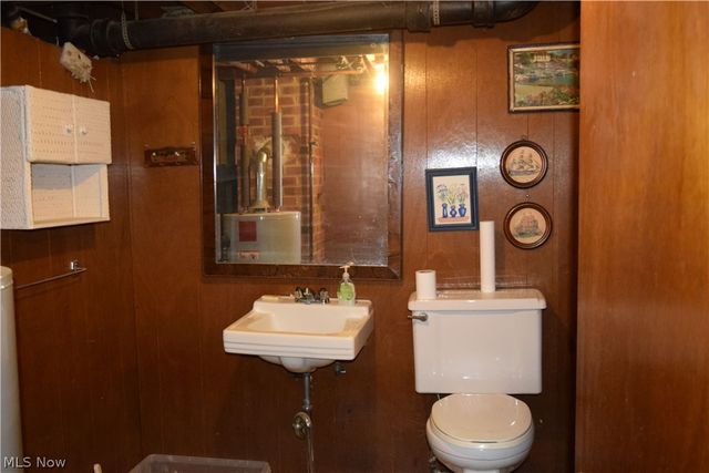 6210 Heisley Avenue, Cleveland, OH 44105