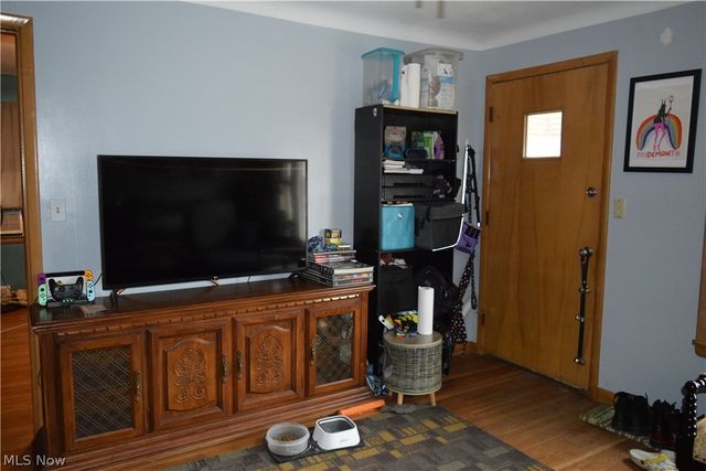 6210 Heisley Avenue, Cleveland, OH 44105