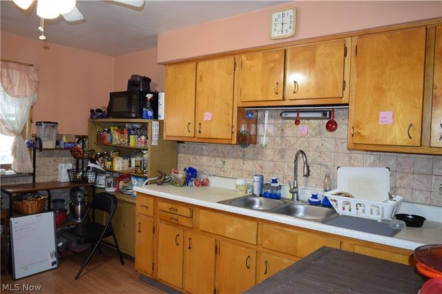 6210 Heisley Avenue, Cleveland, OH 44105