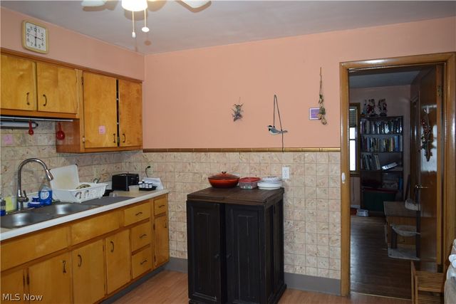 6210 Heisley Avenue, Cleveland, OH 44105