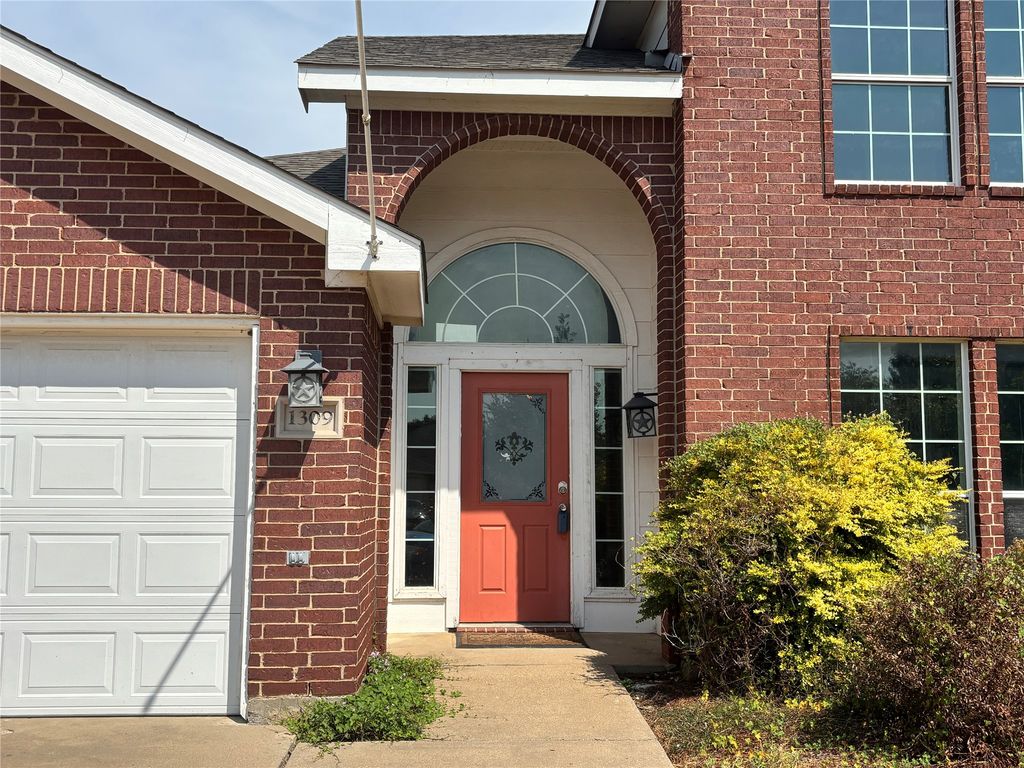 1309 Pepperfield Court, Fort Worth, TX 76028 — photo 2