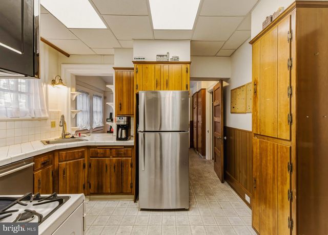 49 WILDWOOD AVE, Pitman, NJ 08071