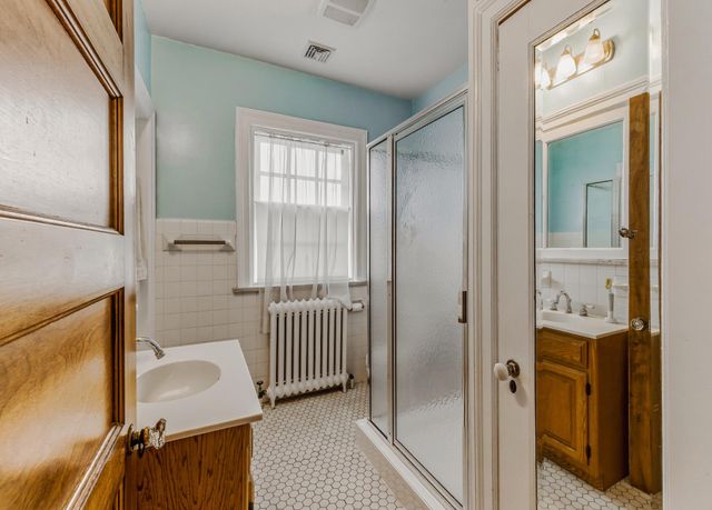49 WILDWOOD AVE, Pitman, NJ 08071