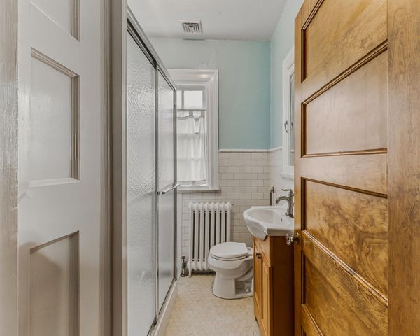 49 WILDWOOD AVE, Pitman, NJ 08071