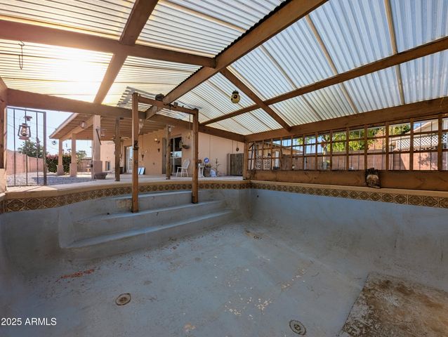 4019 W SAN MIGUEL Avenue, Phoenix, AZ 85019