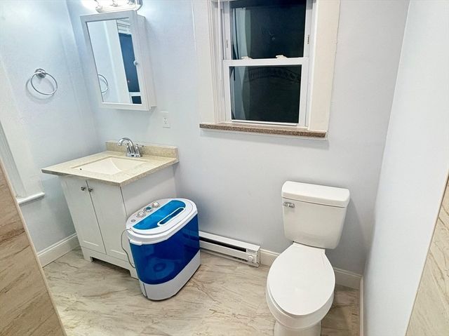 926 Waverly St 1, Framingham, MA 01702