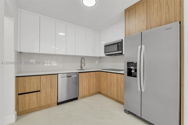 2637 Nassau Dr, Miramar, FL 33023