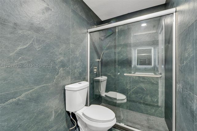 2637 Nassau Dr, Miramar, FL 33023