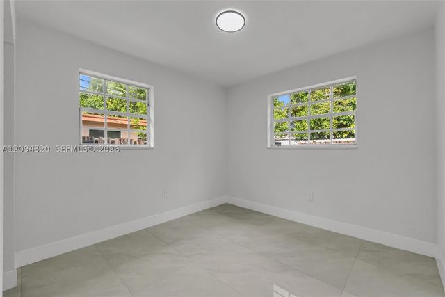 2637 Nassau Dr, Miramar, FL 33023