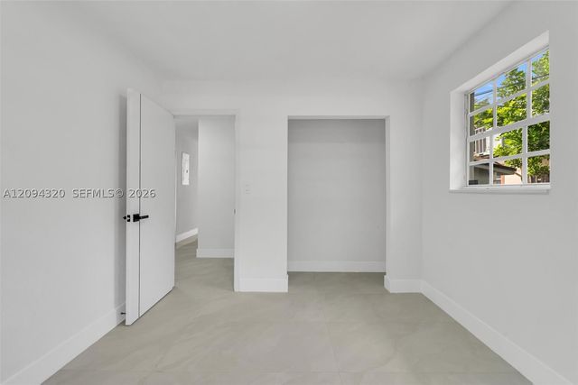 2637 Nassau Dr, Miramar, FL 33023