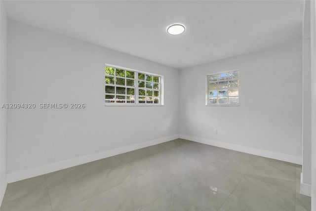 2637 Nassau Dr, Miramar, FL 33023