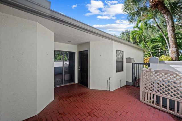 2402 Landings Boulevard, Greenacres, FL 33413