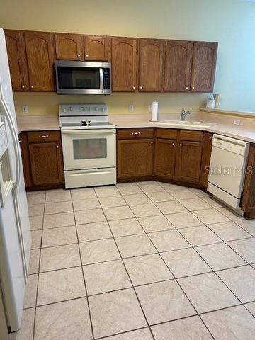 9494 SW 93RD LOOP, Ocala, FL 34481