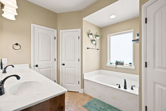 230 Newsom Mound Road, Weatherford, TX 76085