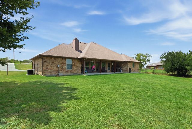 230 Newsom Mound Road, Weatherford, TX 76085