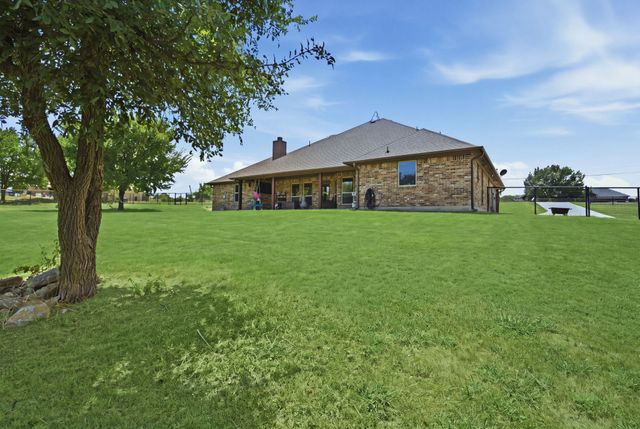 230 Newsom Mound Road, Weatherford, TX 76085