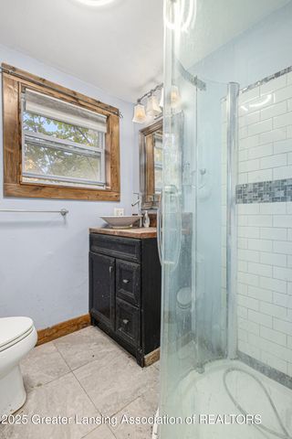 601 N Francis Avenue, Lansing, MI 48912