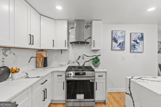 8 Edwin Place NW, Atlanta, GA 30318