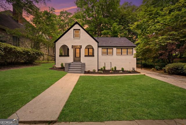 8 Edwin Place NW, Atlanta, GA 30318