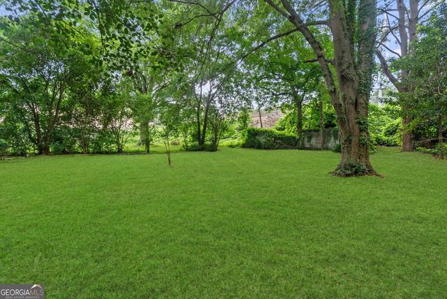 8 Edwin Place NW, Atlanta, GA 30318