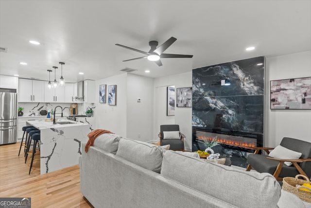 8 Edwin Place NW, Atlanta, GA 30318