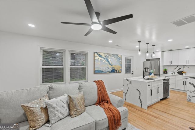8 Edwin Place NW, Atlanta, GA 30318