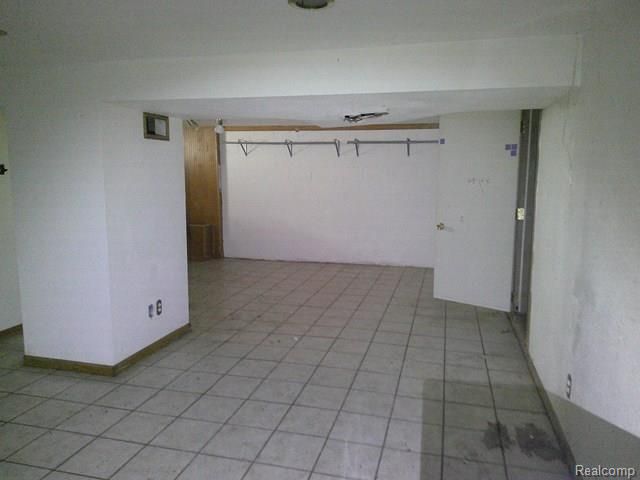 3009 Plainfield Avenue, Flint, MI 48506