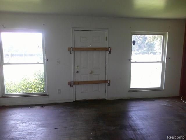 3009 Plainfield Avenue, Flint, MI 48506