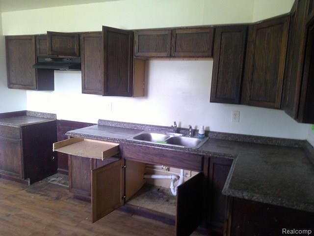 3009 Plainfield Avenue, Flint, MI 48506